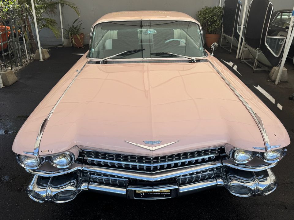 1959 CADILLAC COUPE DEVILLE