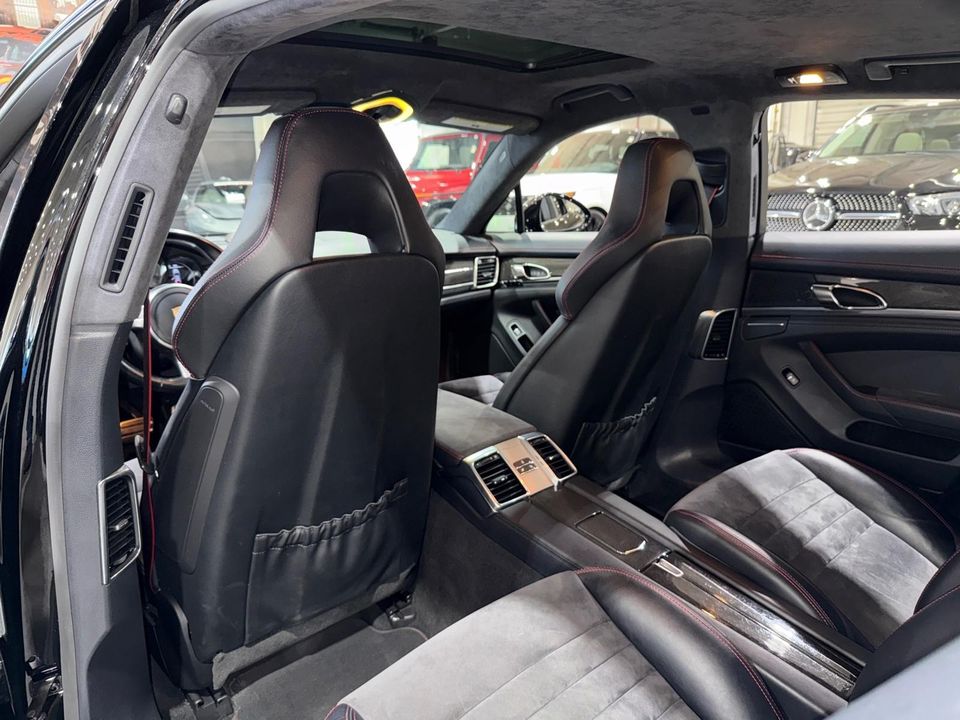 2015 Porsche Panamera