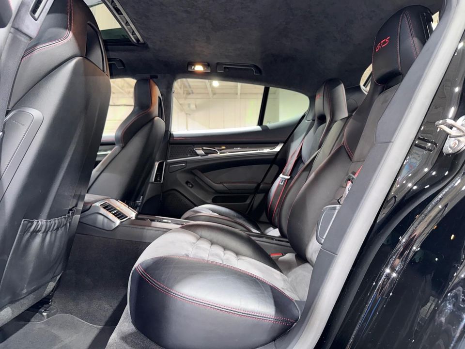 2015 Porsche Panamera