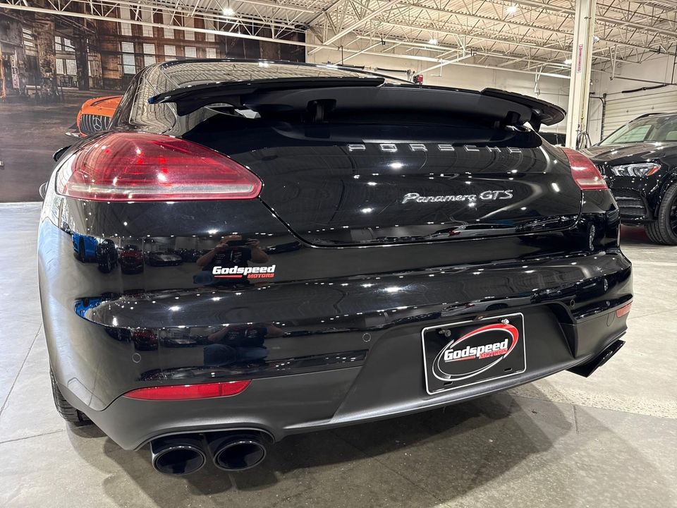 2015 Porsche Panamera