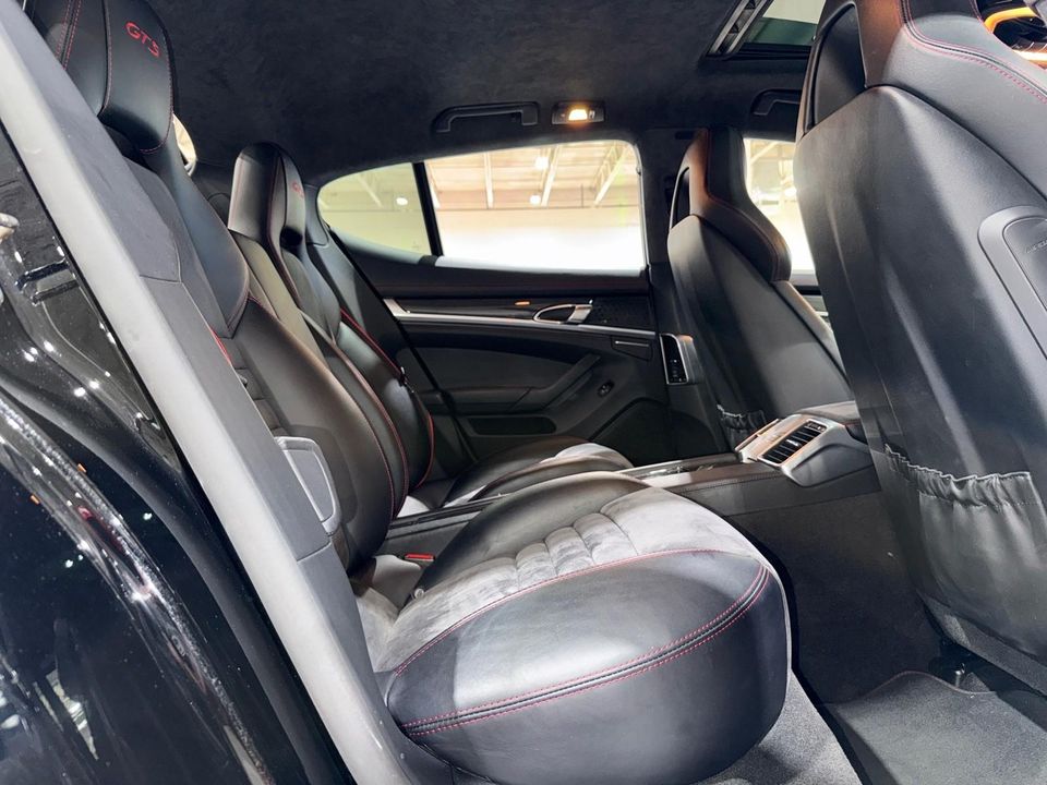 2015 Porsche Panamera