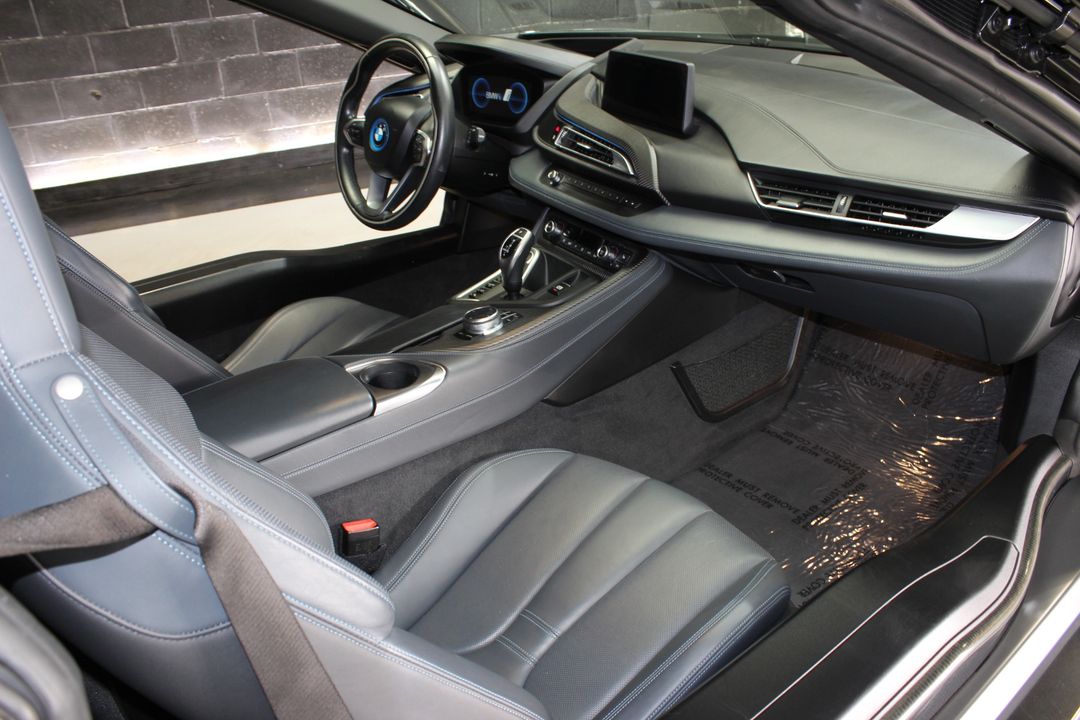 2019 BMW i8