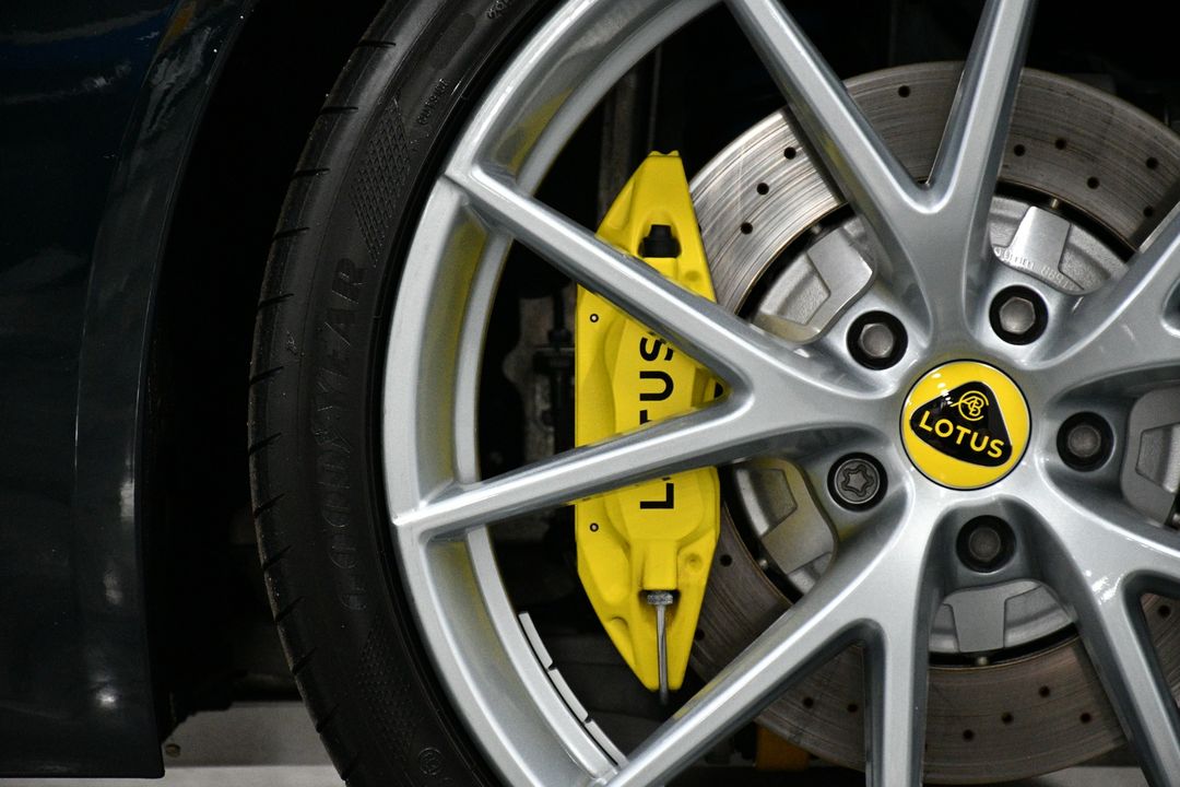 2024 Lotus Emira