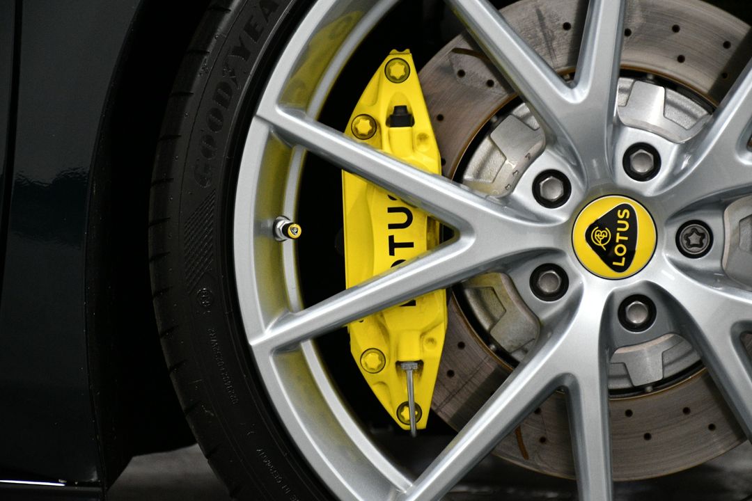 2024 Lotus Emira