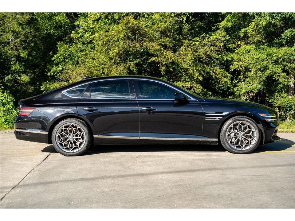 2021 Genesis G80