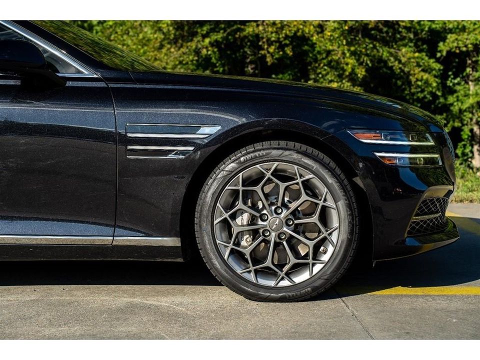 2021 Genesis G80