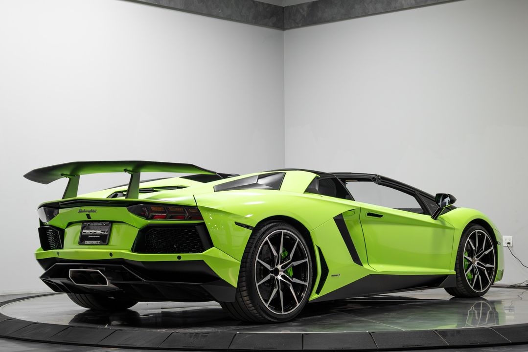2015 Lamborghini Aventador