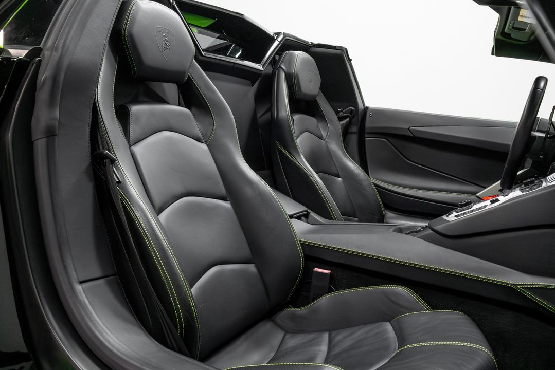 2015 Lamborghini Aventador