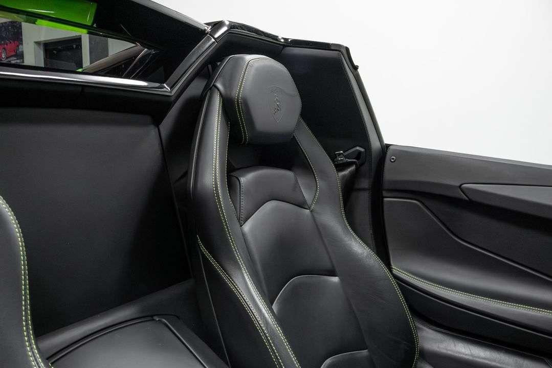 2015 Lamborghini Aventador