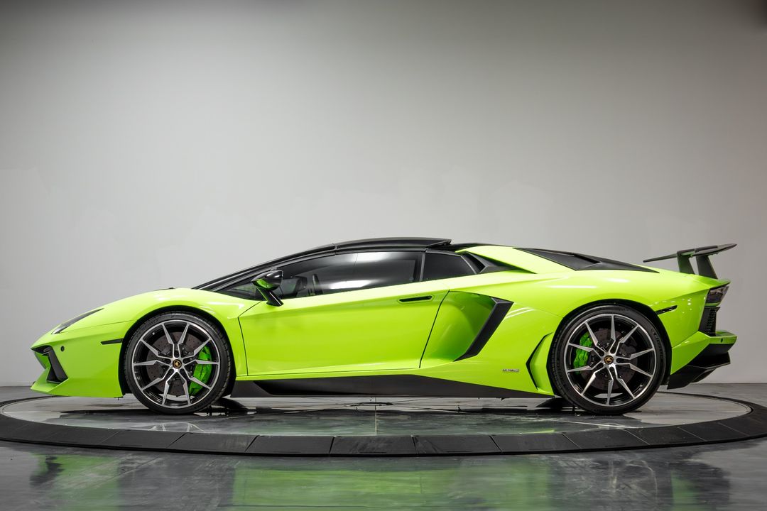 2015 Lamborghini Aventador