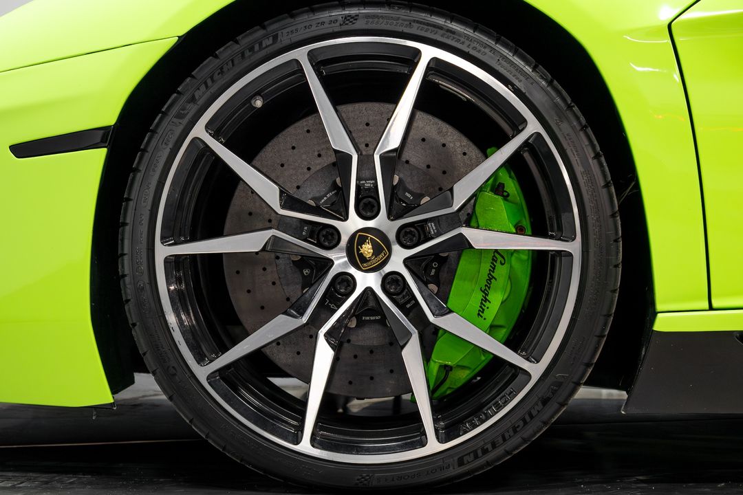 2015 Lamborghini Aventador