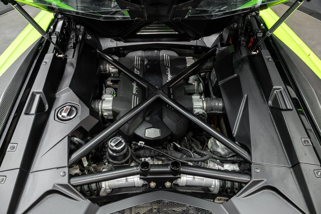 2015 Lamborghini Aventador