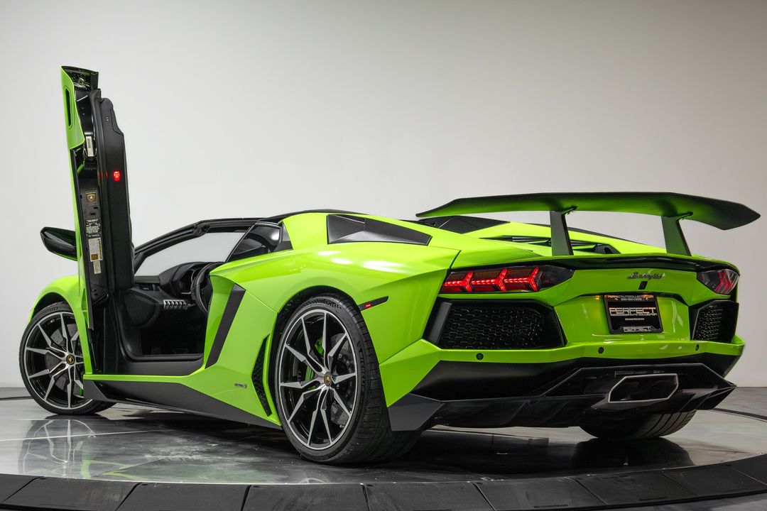 2015 Lamborghini Aventador