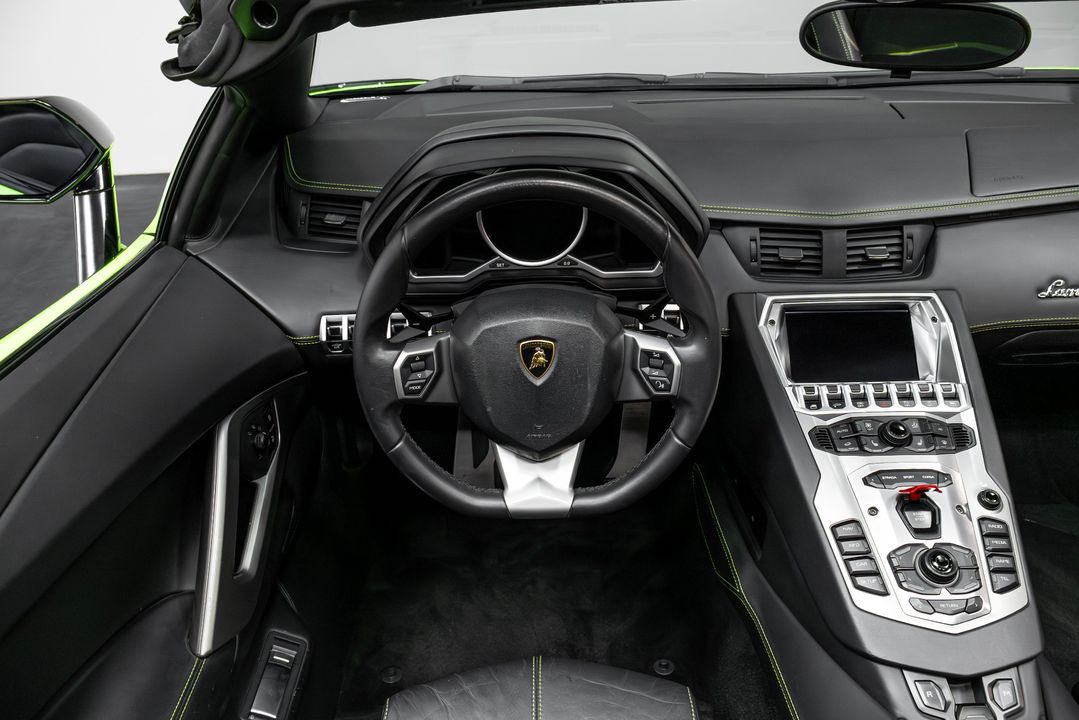 2015 Lamborghini Aventador