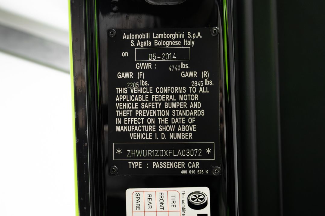 2015 Lamborghini Aventador