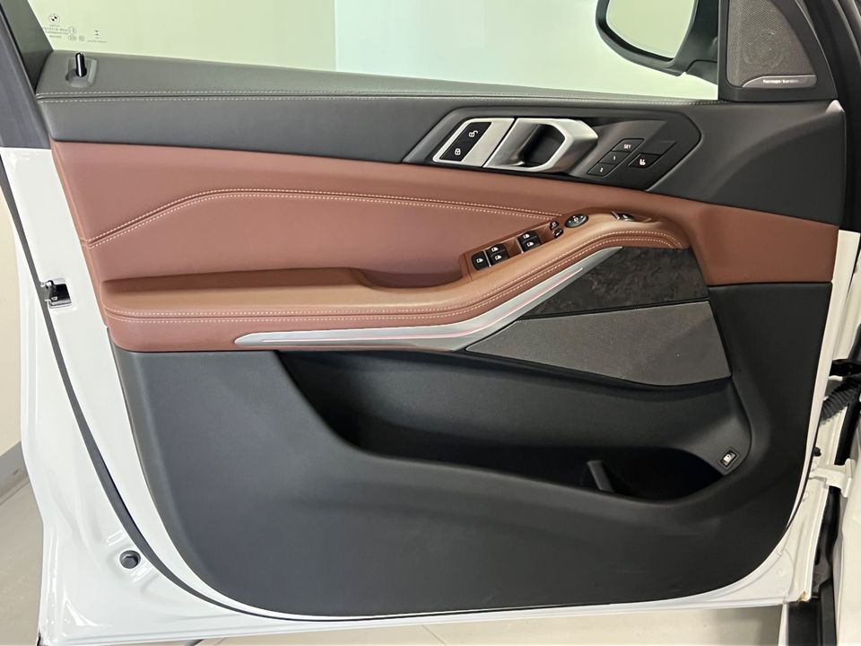 2024 BMW X5 50e Hybrid AWD