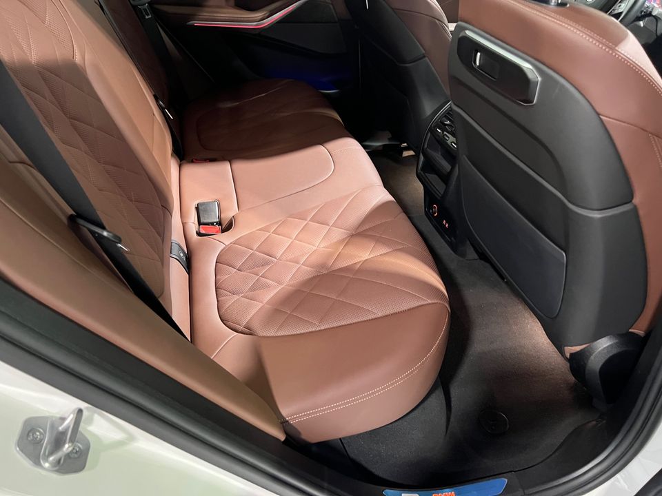 2024 BMW X5 50e Hybrid AWD
