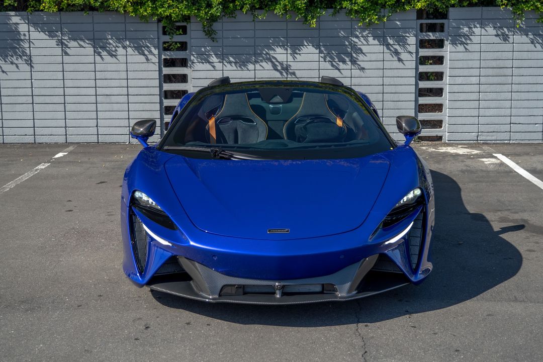 2025 McLaren Artura Spider