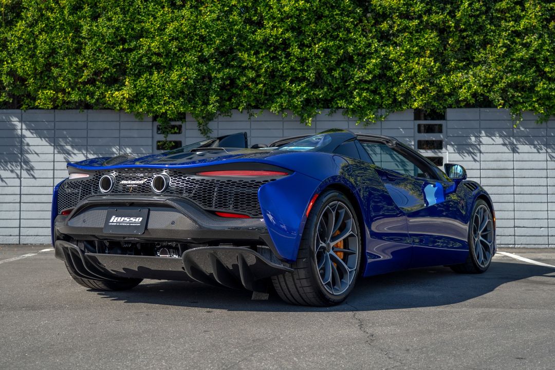 2025 McLaren Artura Spider