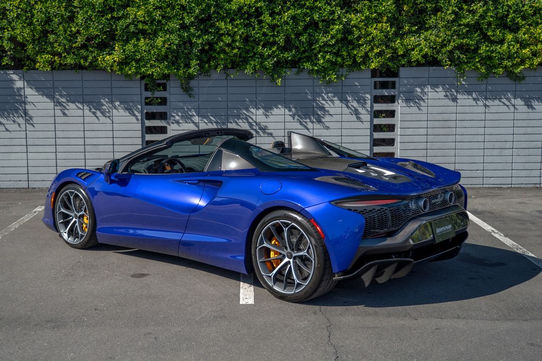 2025 McLaren Artura Spider