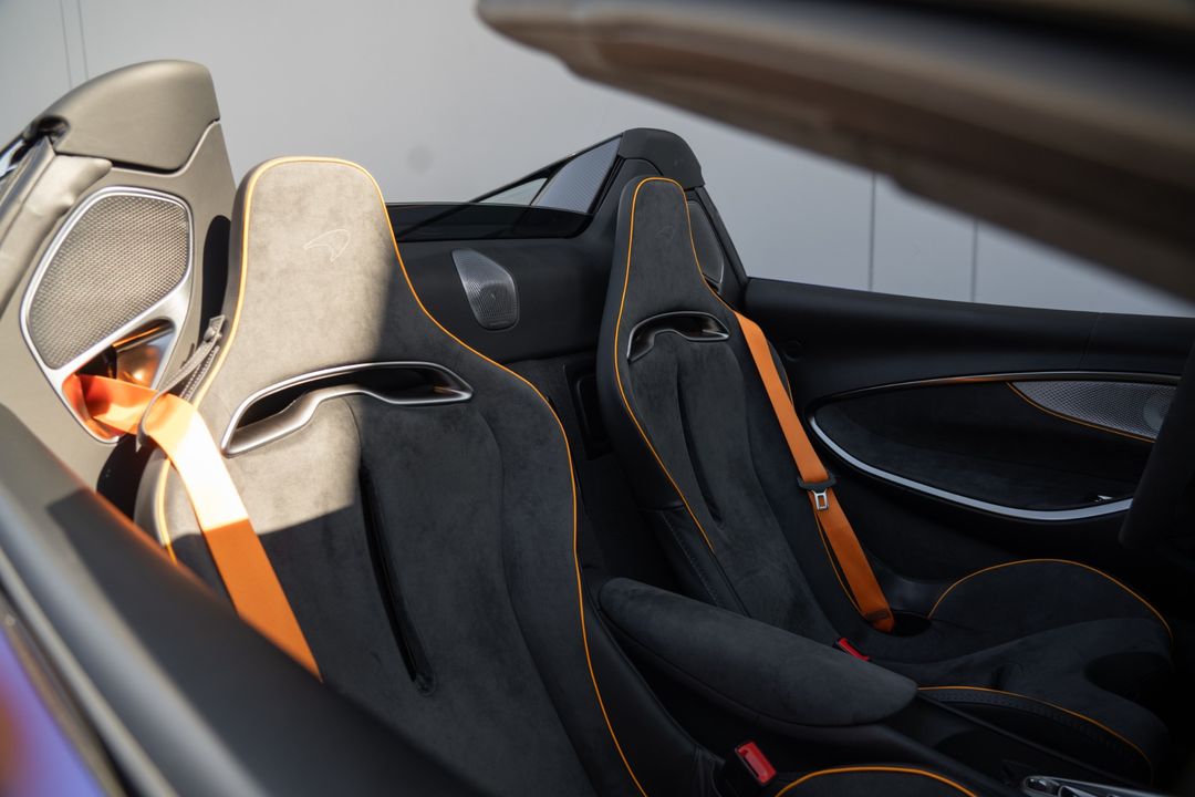 2025 McLaren Artura Spider