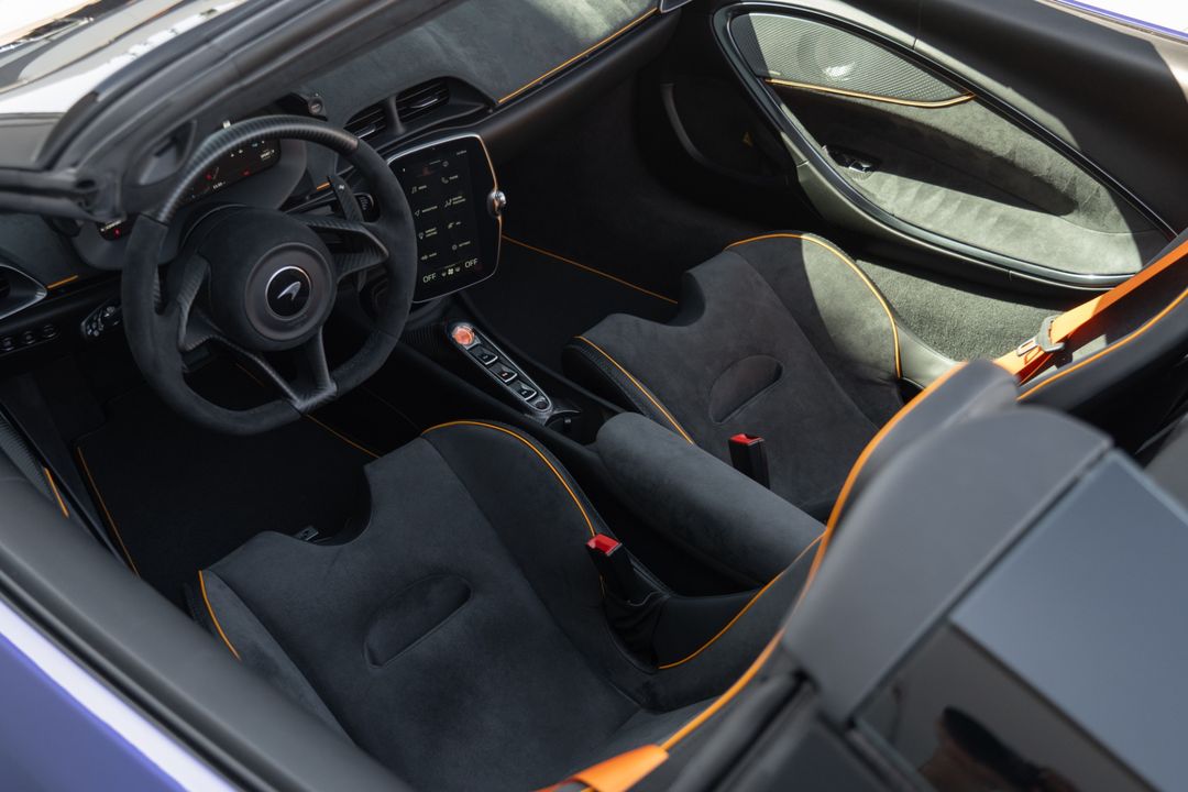 2025 McLaren Artura Spider