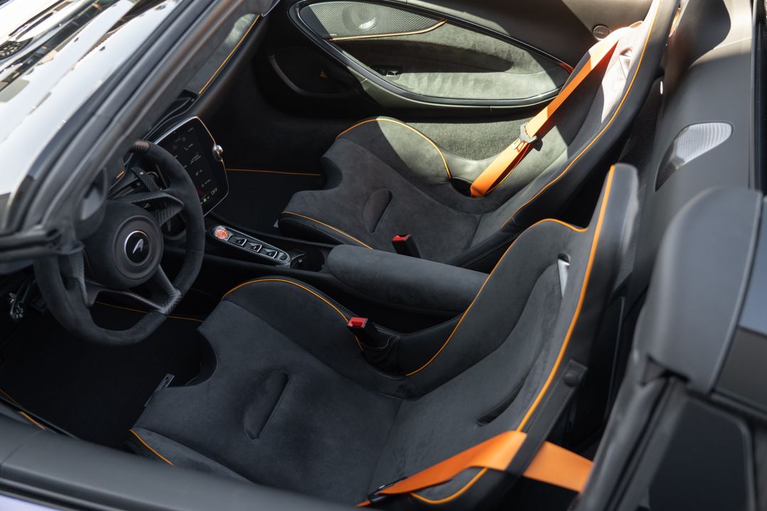 2025 McLaren Artura Spider
