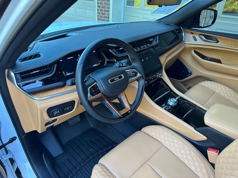 2023 Jeep Grand Cherokee L