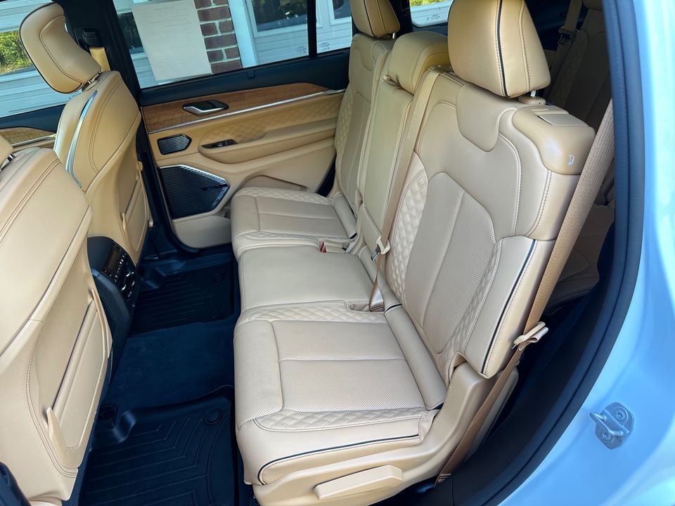 2023 Jeep Grand Cherokee L