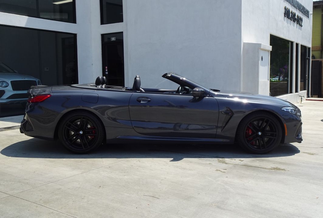 2022 BMW M8