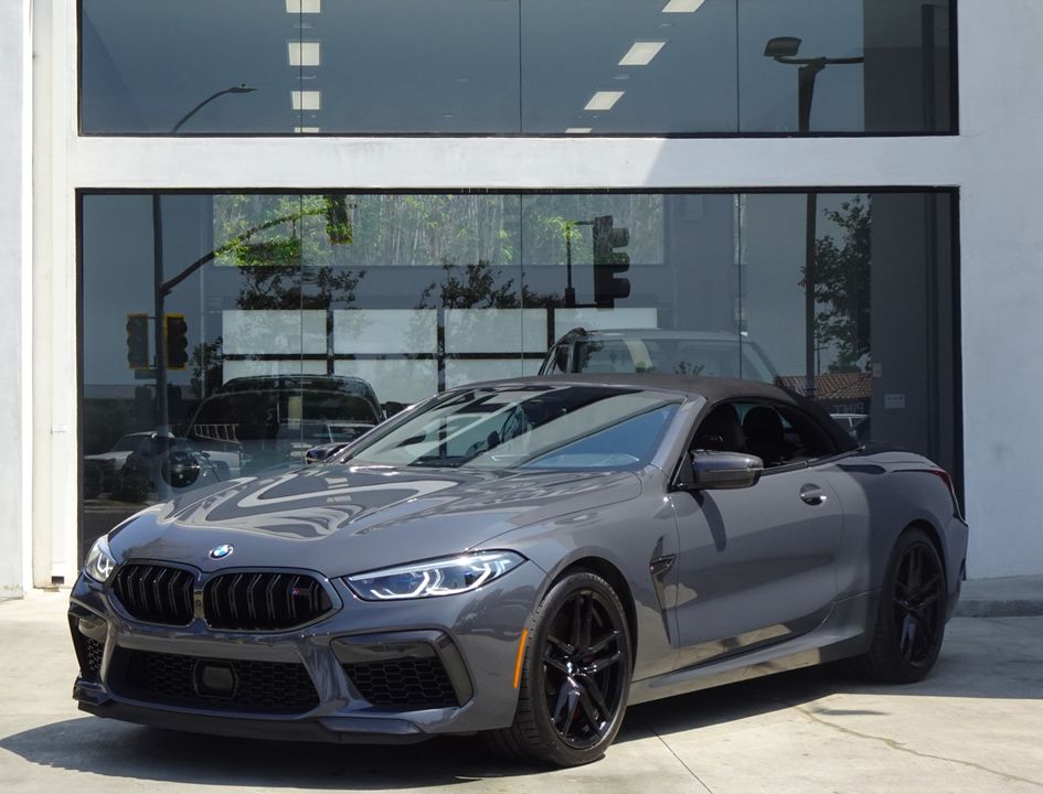 2022 BMW M8