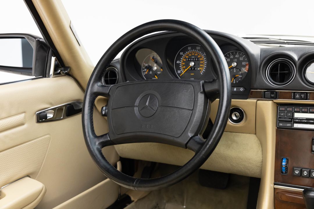 1989 Mercedes-Benz 560 SL