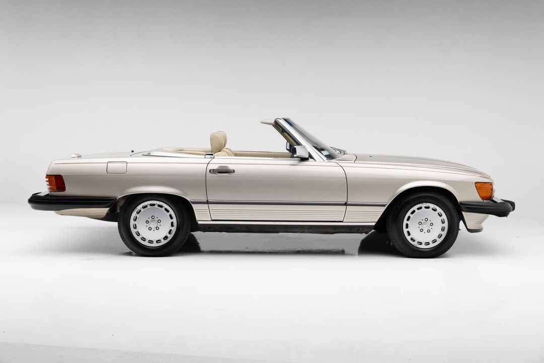 1989 Mercedes-Benz 560 SL