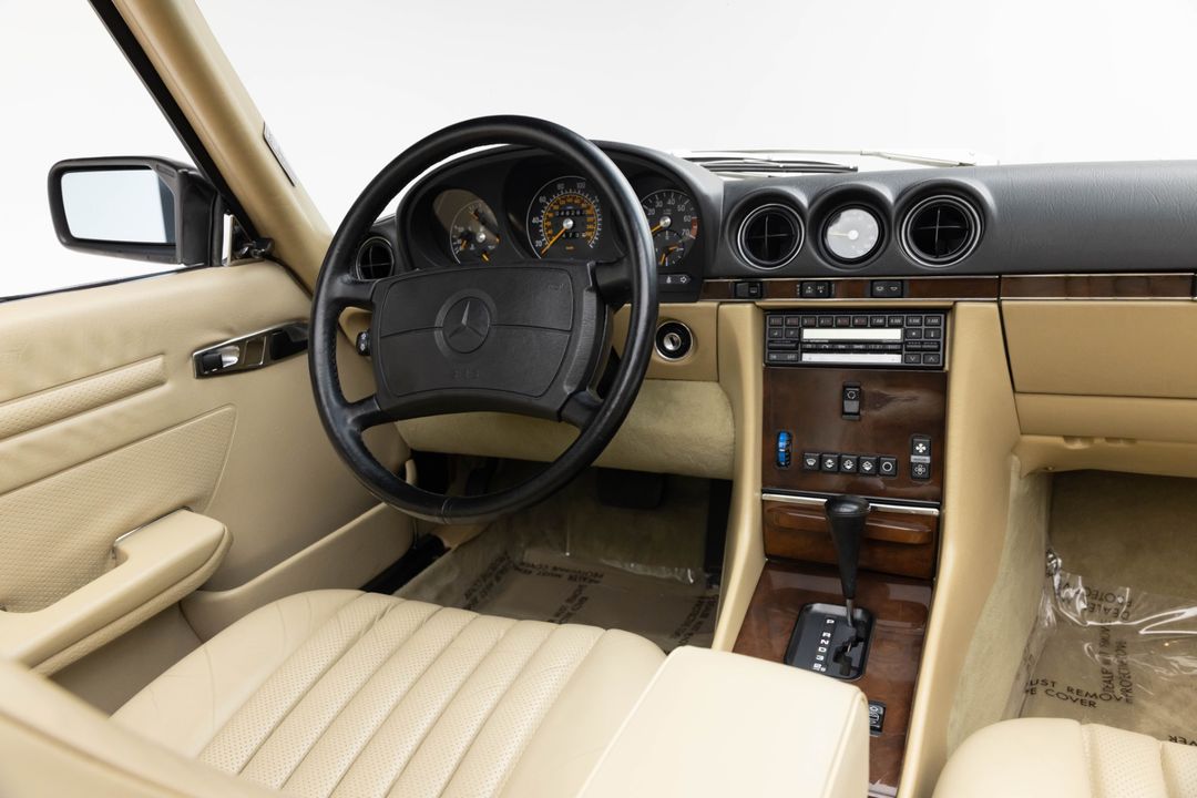 1989 Mercedes-Benz 560 SL