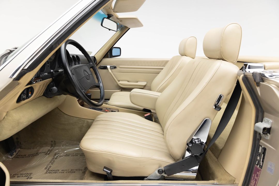 1989 Mercedes-Benz 560 SL