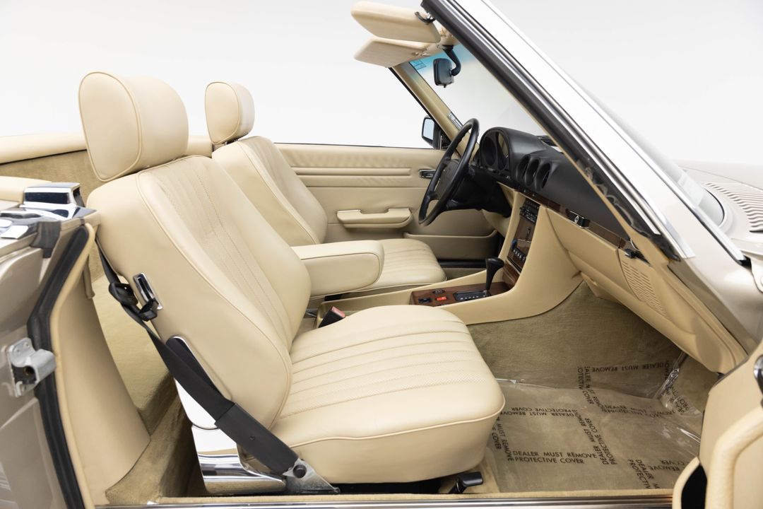 1989 Mercedes-Benz 560 SL
