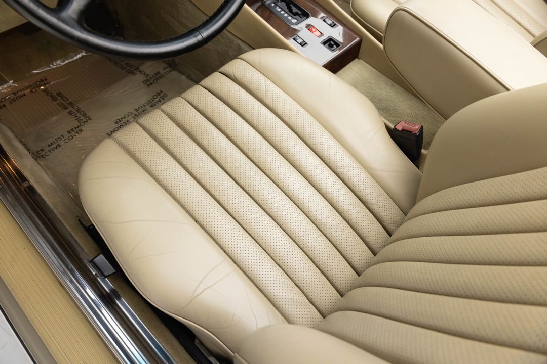 1989 Mercedes-Benz 560 SL