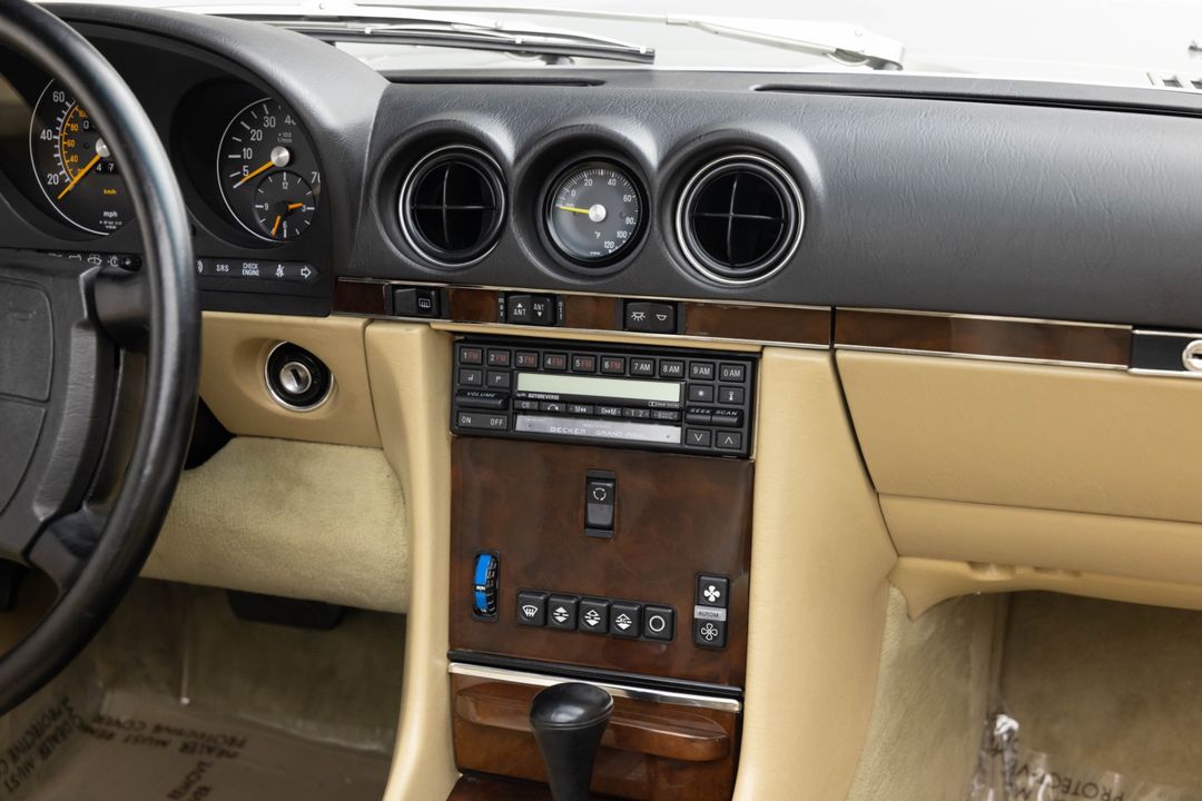 1989 Mercedes-Benz 560 SL