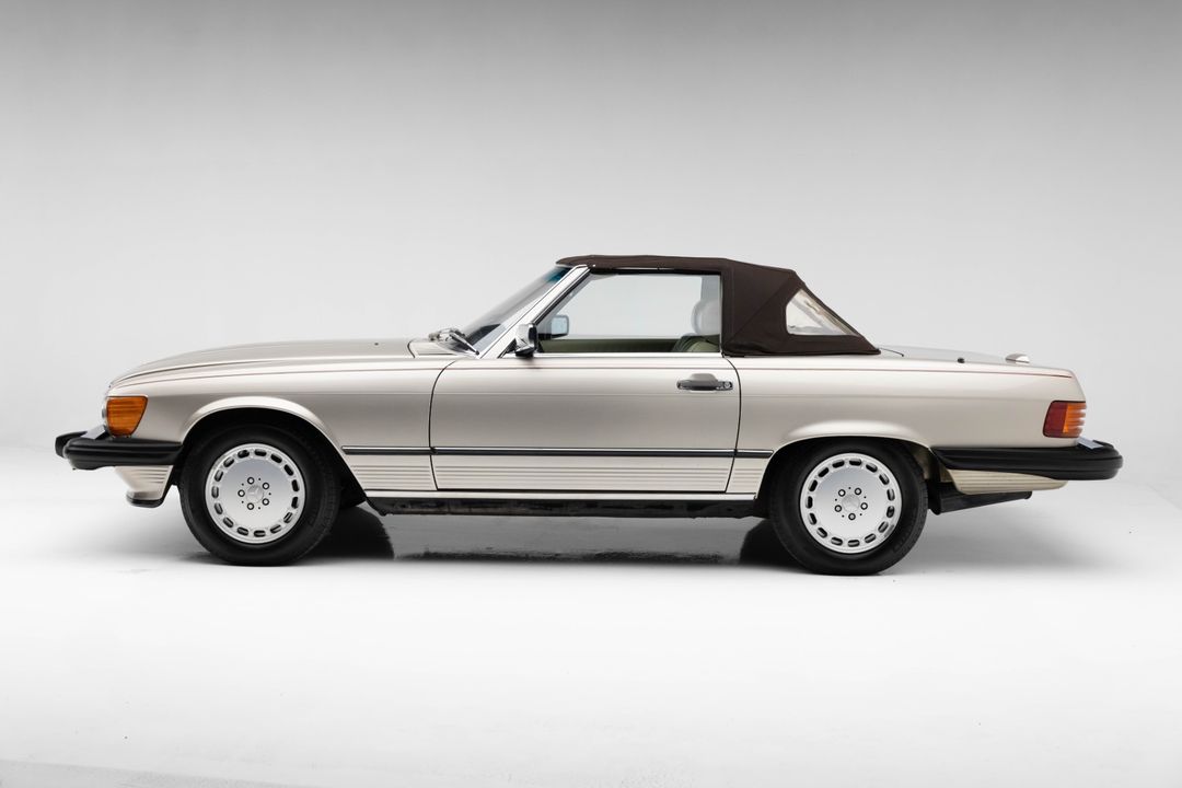 1989 Mercedes-Benz 560 SL