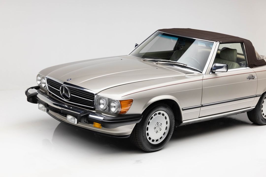 1989 Mercedes-Benz 560 SL