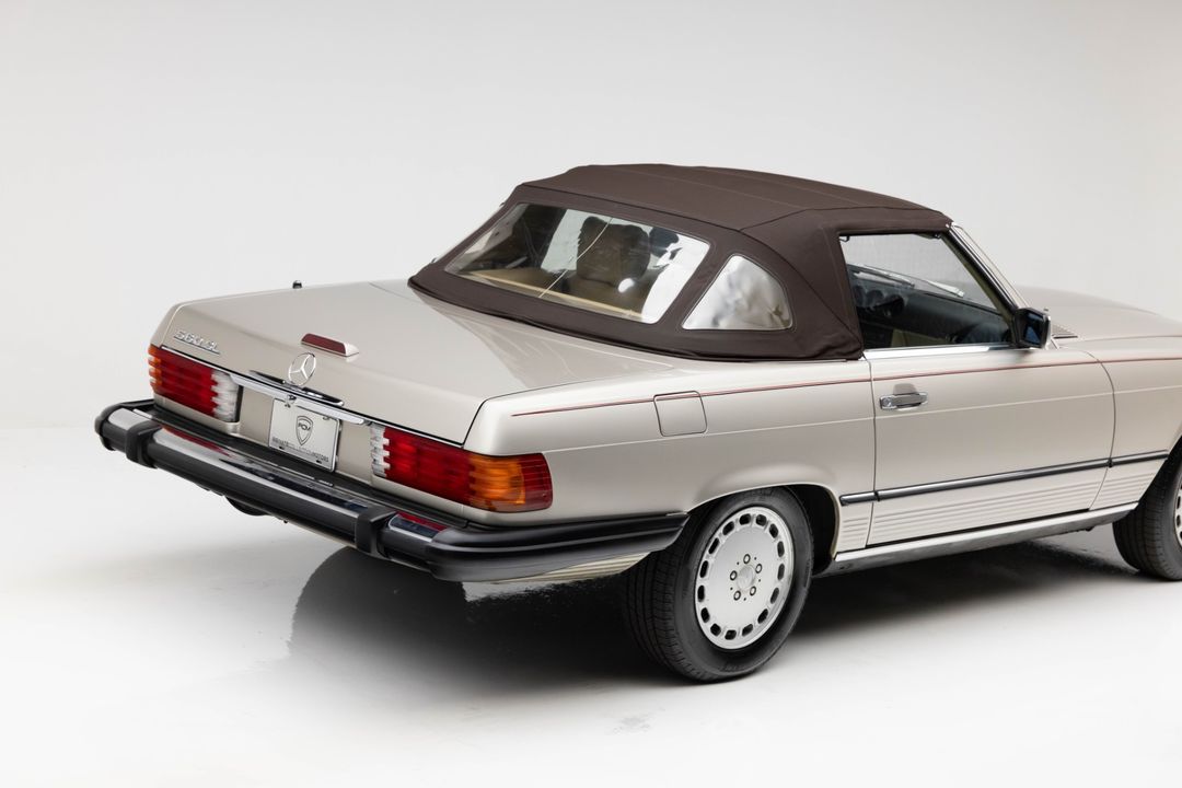 1989 Mercedes-Benz 560 SL
