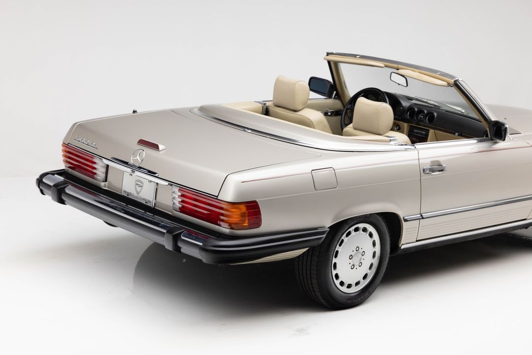 1989 Mercedes-Benz 560 SL