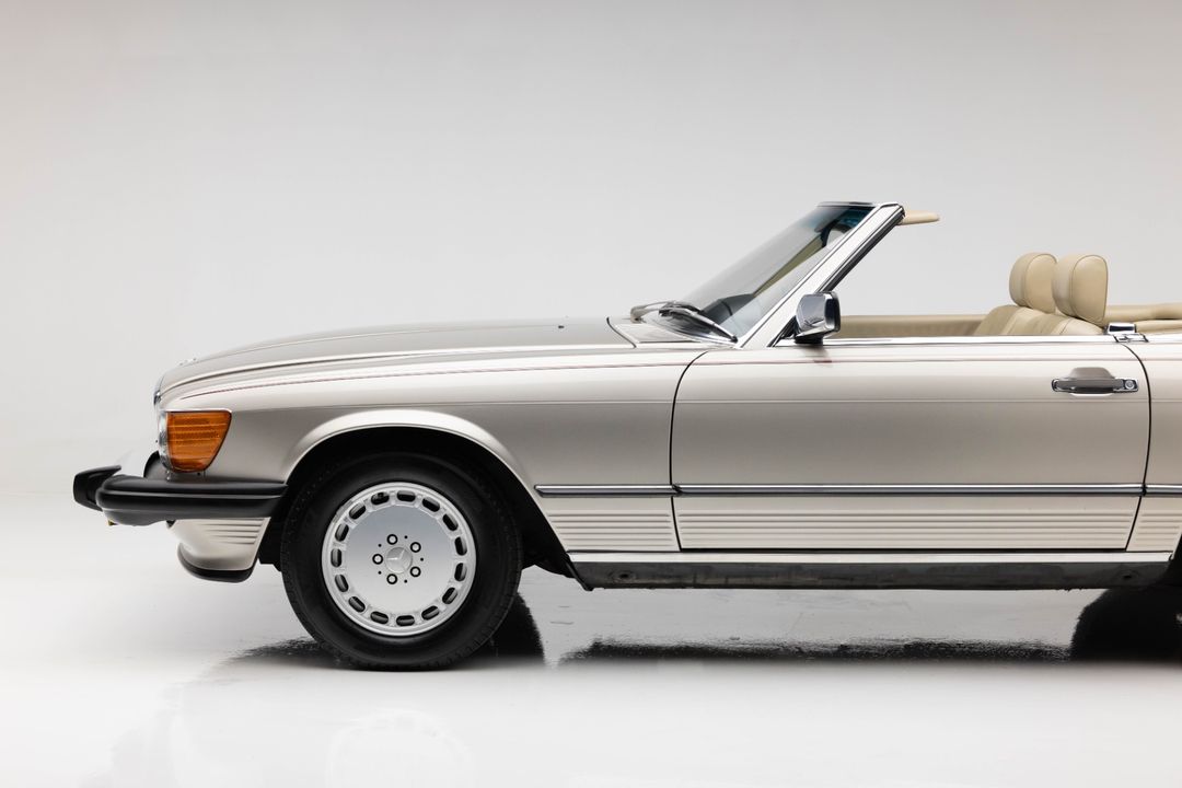 1989 Mercedes-Benz 560 SL