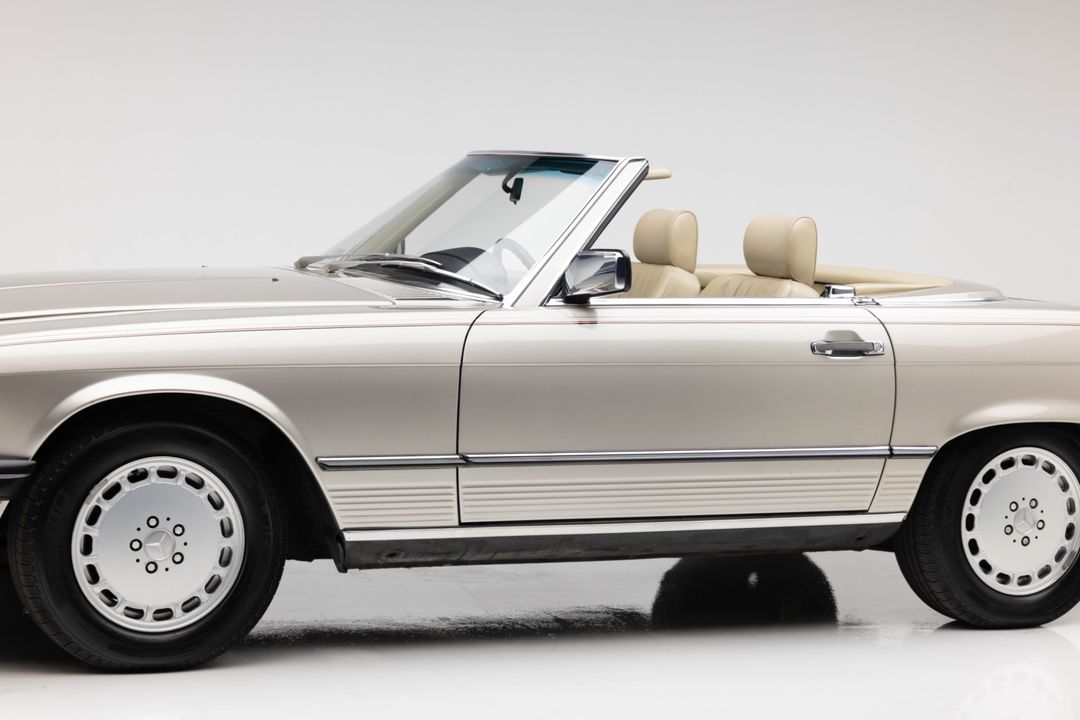 1989 Mercedes-Benz 560 SL