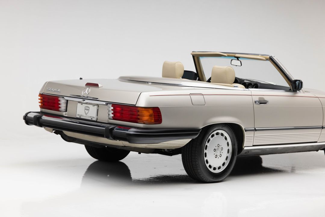 1989 Mercedes-Benz 560 SL