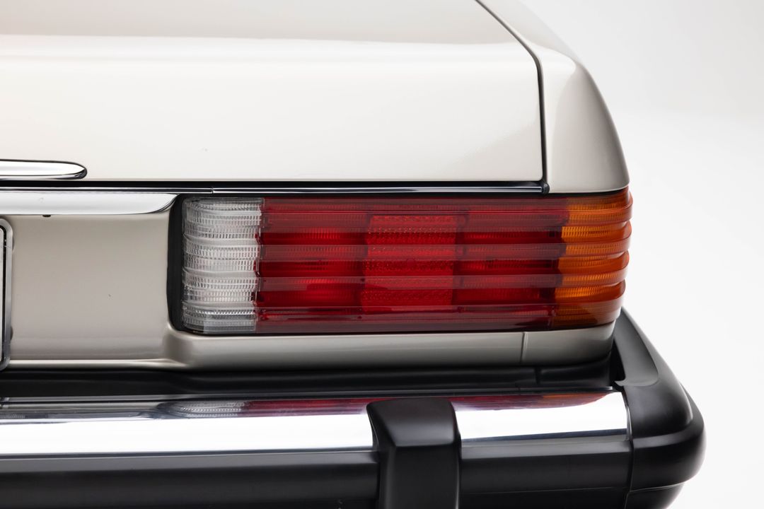 1989 Mercedes-Benz 560 SL
