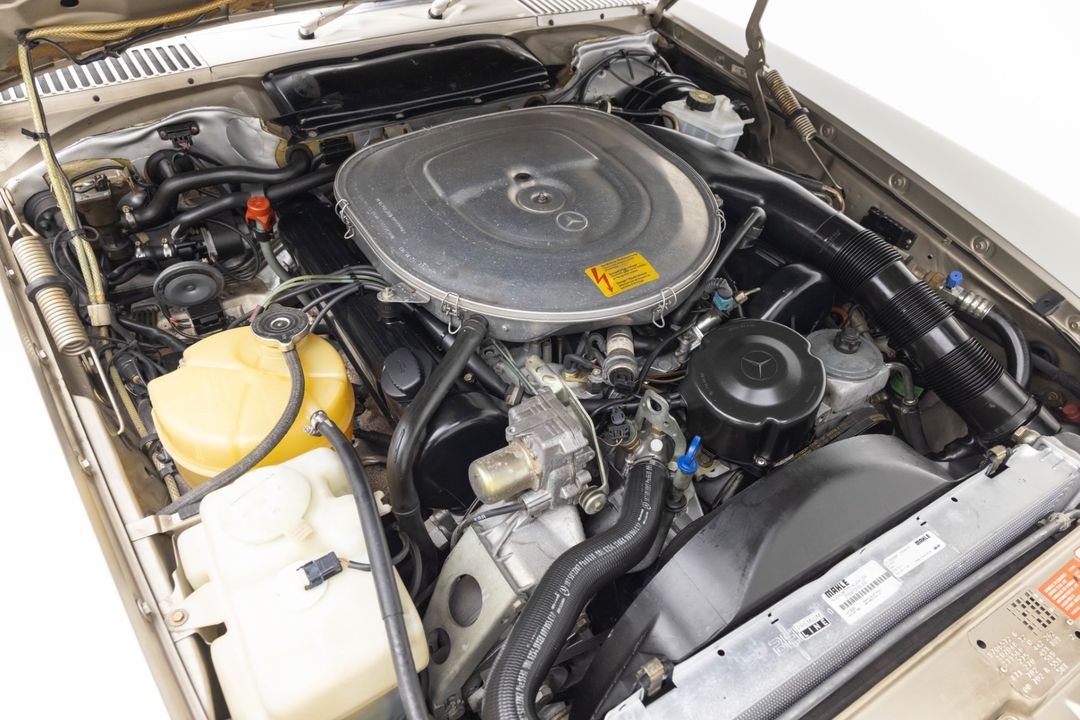 1989 Mercedes-Benz 560 SL