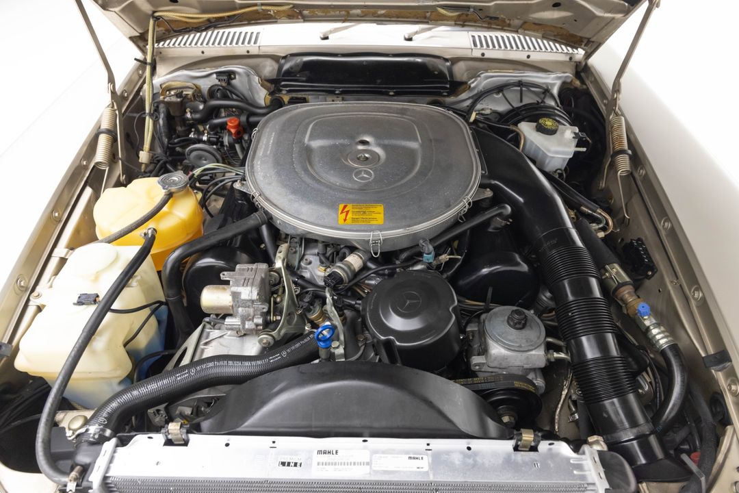 1989 Mercedes-Benz 560 SL
