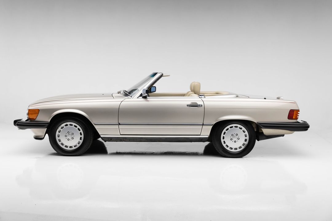 1989 Mercedes-Benz 560 SL