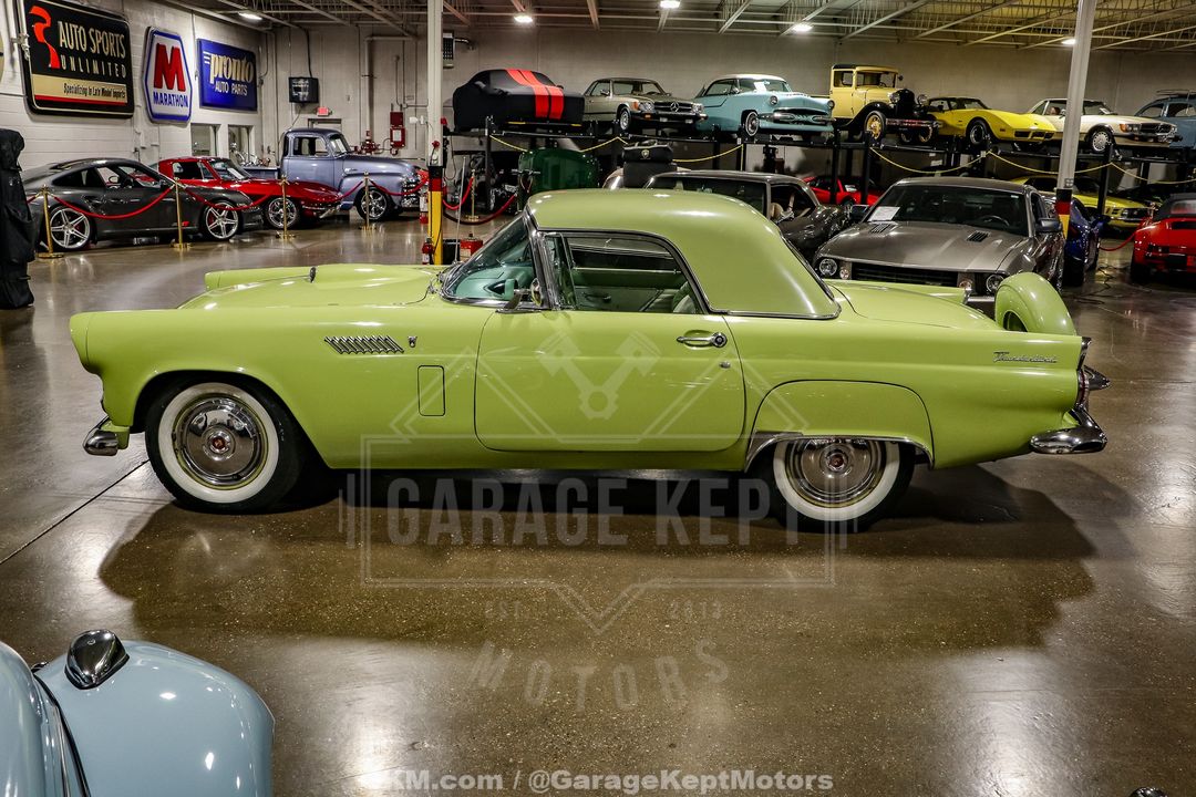 1956 Ford Thunderbird